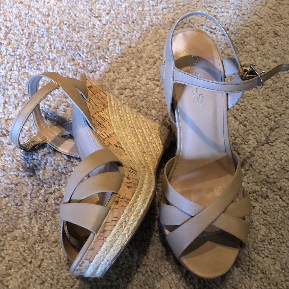 Charles by Charles david beige wedges size 7.5